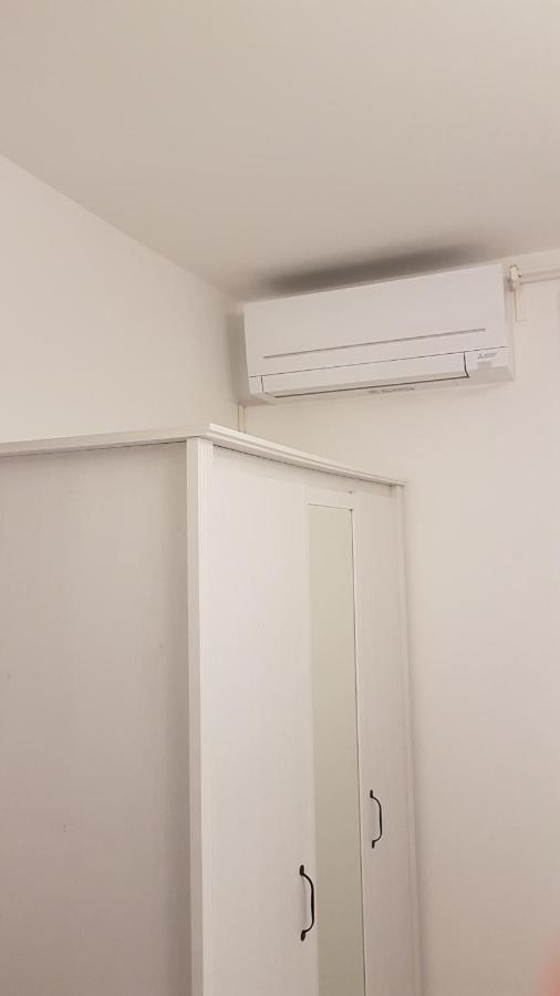Apartment Kiki Candy Малинска Екстериор снимка
